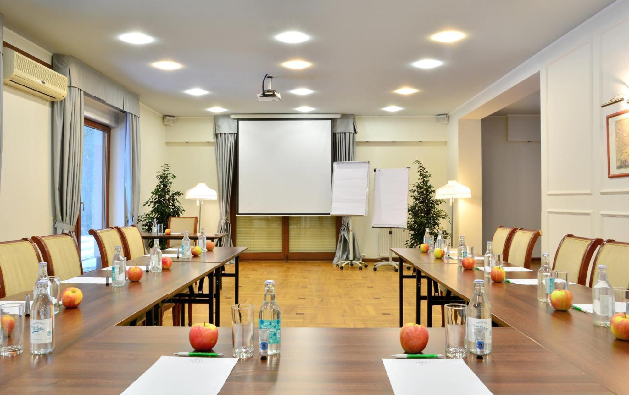 Hotel Rezydencja Solei Poznań Buitenkant foto
