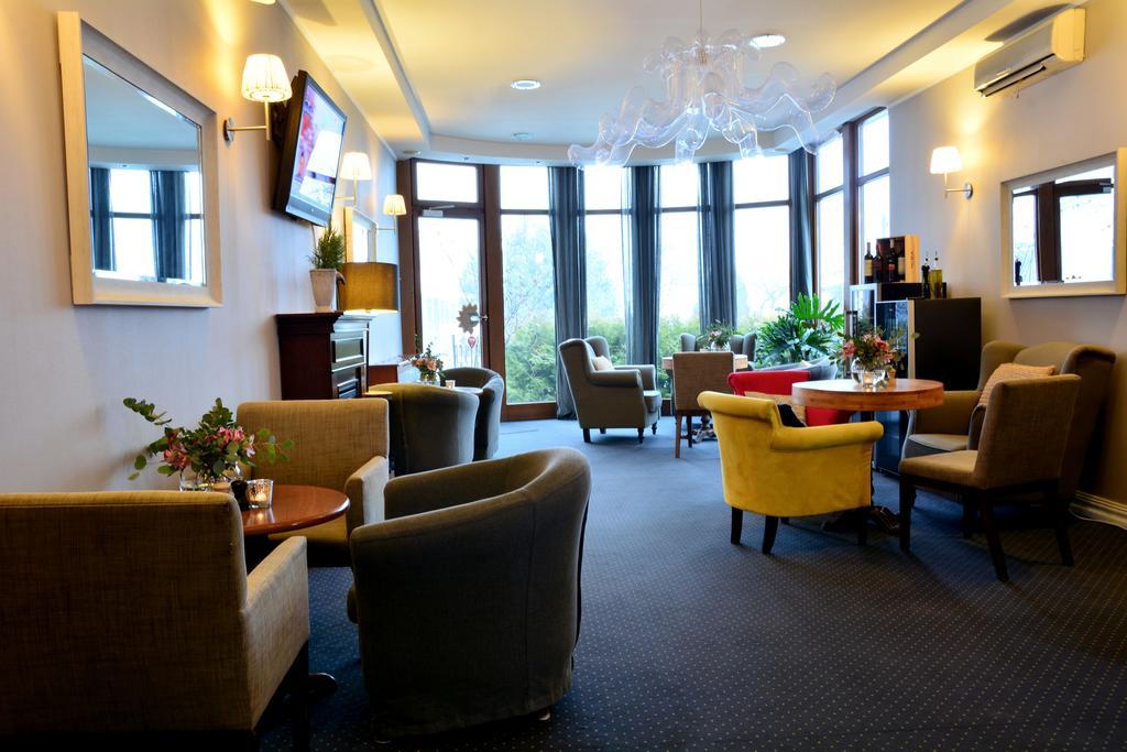 Hotel Rezydencja Solei Poznań Buitenkant foto