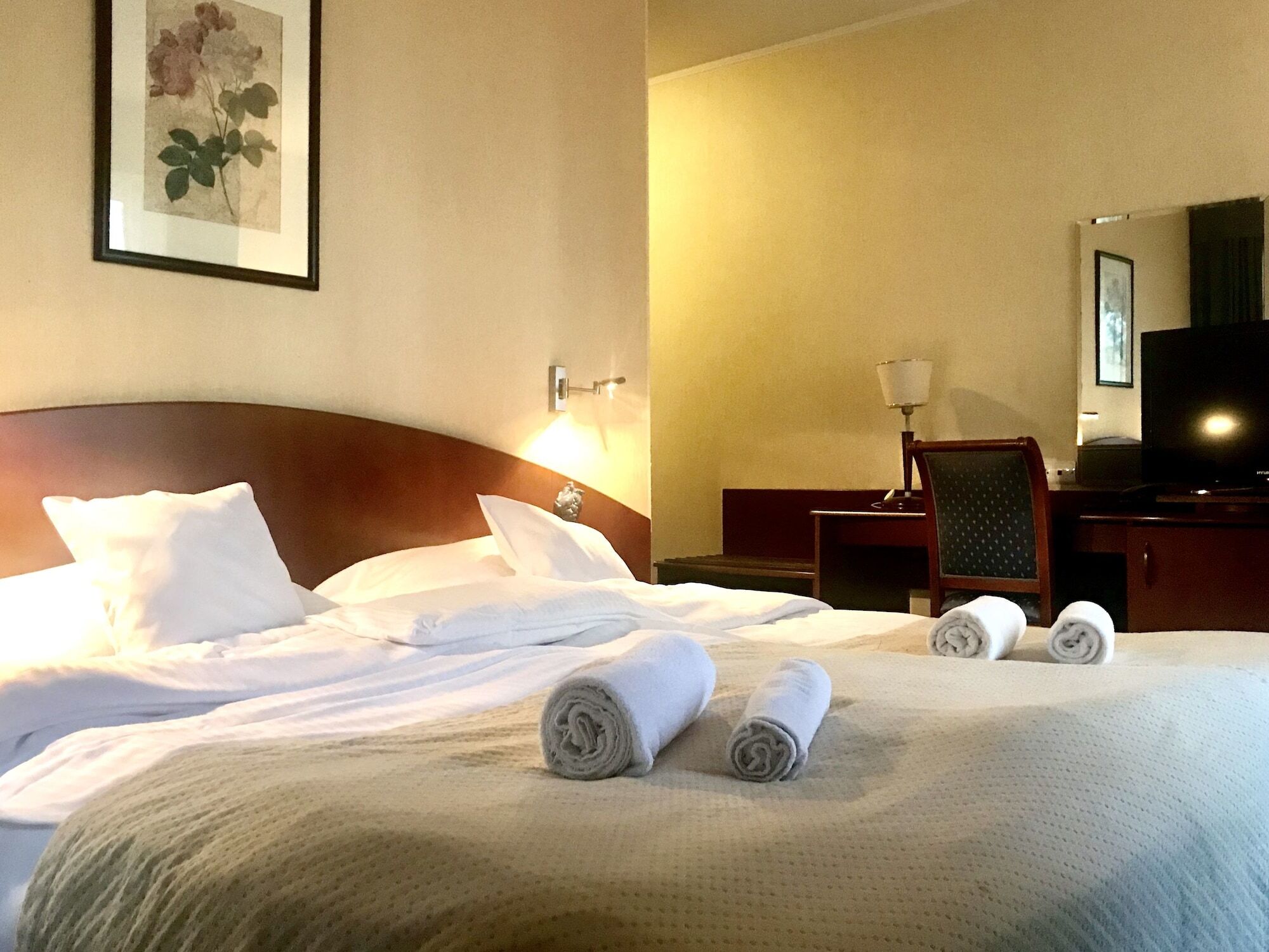 Hotel Rezydencja Solei Poznań Buitenkant foto
